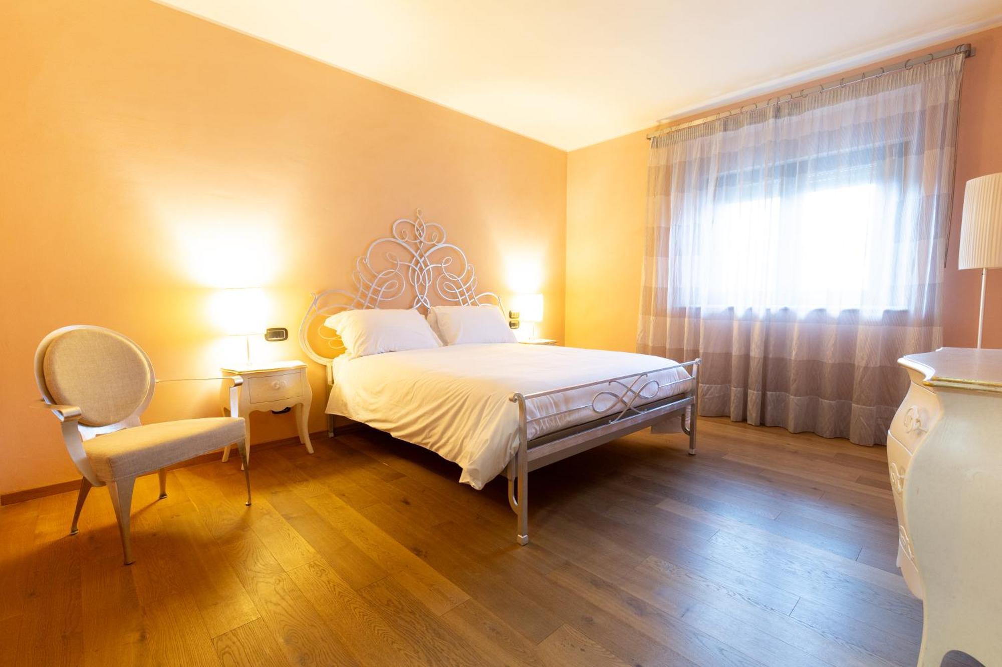 Villa Adige Luxury - M&M Holiday House بيرودجا المظهر الخارجي الصورة
