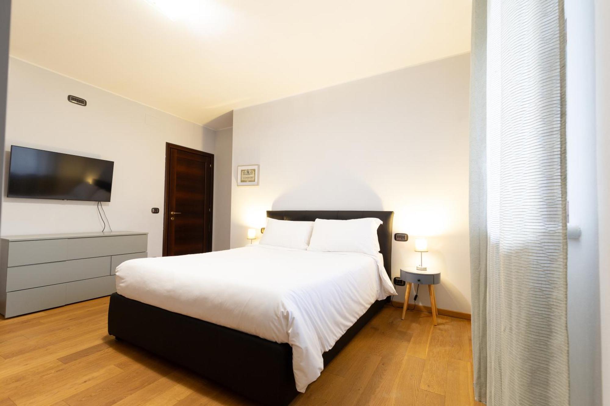 Villa Adige Luxury - M&M Holiday House بيرودجا المظهر الخارجي الصورة